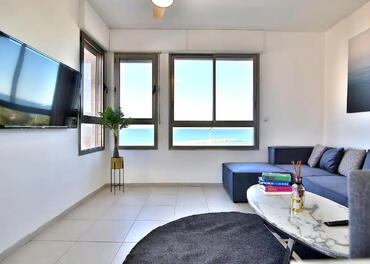 “Breeze” luxury apartment